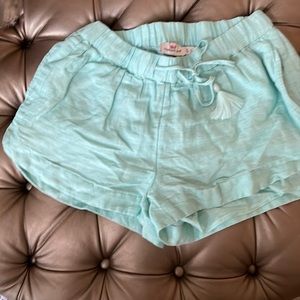 Vineyard vines shorts